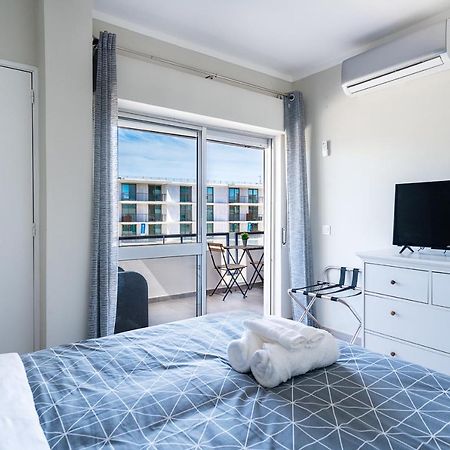 Beachfront Apartment In Armacao Armação de Pêra Eksteriør billede